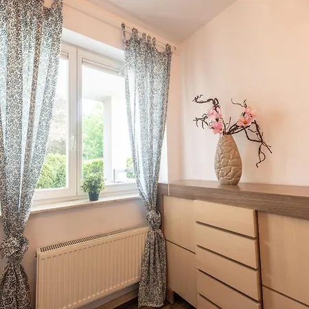 Victus Apartamenty, Bella